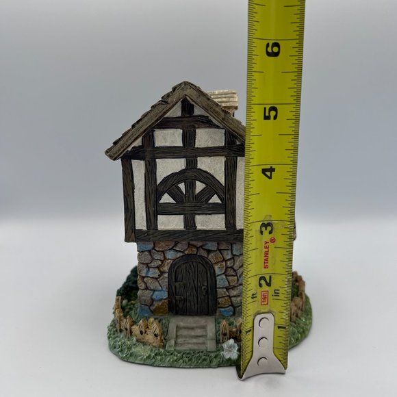 Miniature Medieval English Cobblestone Cottage Building Model Decoration - Picture 6 of 8